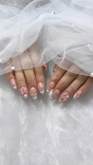ネイル akari🎀 京橋 ARRINEのネイルデザイン
