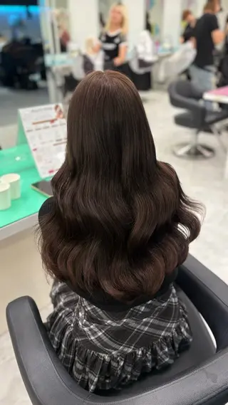 カラー akari🎀🤍 ガーリーstyleのヘアスタイル