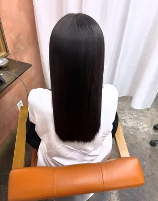 ロング 大本 涼風のヘアスタイル