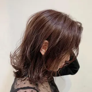 ミディアム ディレクター鮫島 俊介のヘアスタイル