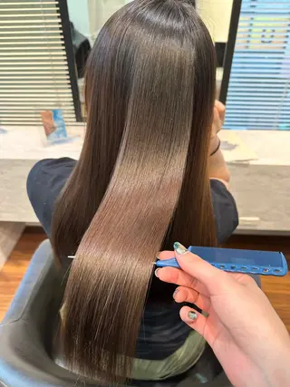 ロング カラー MOE /Zina横浜2ndのヘアスタイル