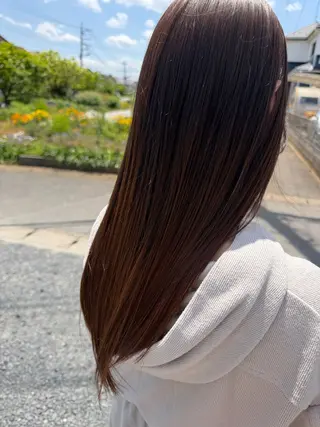 ロング 林 莉瑠のヘアスタイル
