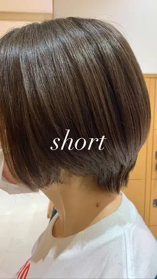 ショート ARMONY秋山輝也 コテ巻き風パーマ特化のヘアスタイル