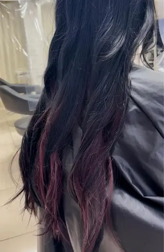 ロング カラー 巖本 真希のヘアスタイル