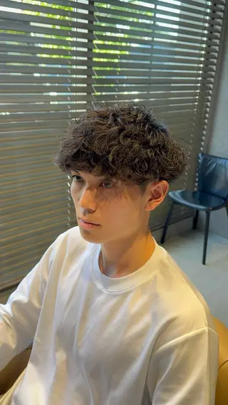 パーマ メンズ メンズカットパーマ 伊藤瑠星のヘアスタイル