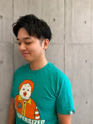 ショート メンズ 吉岡 天星のヘアスタイル