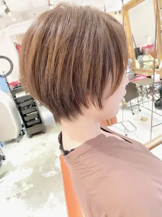 ショート カラー 大人女性ショート専門 tomodaのヘアスタイル