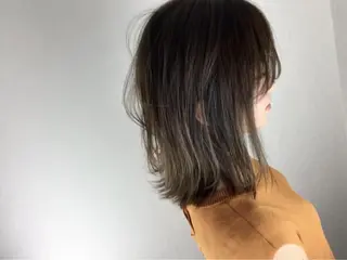ショート still .のヘアスタイル