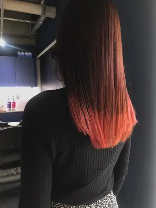 ロング カラー 横田 美咲のヘアスタイル