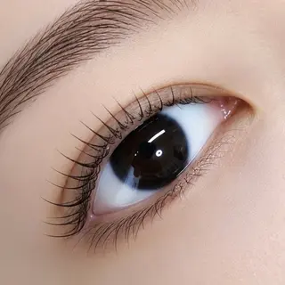 パーマ アイラッシュサロン me【千里丘】のマツエク・マツパデザイン