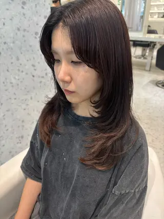 セミロング 山田 ひかりのヘアスタイル