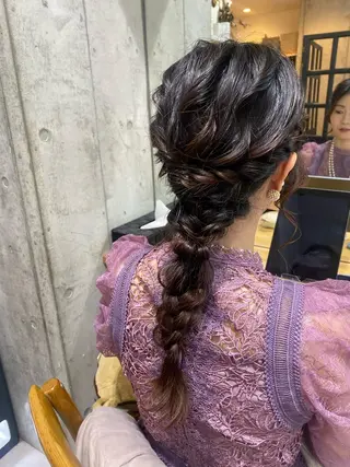 セミロング 似合う髪型見つけます AYAKAのヘアスタイル
