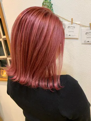 ミディアム トレンドパーマ 加藤菜月のヘアスタイル