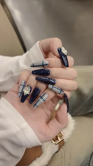 ロング Nail yukiのネイルデザイン