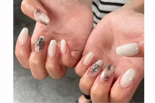 ネイル 長谷川 奈緒美のネイルデザイン