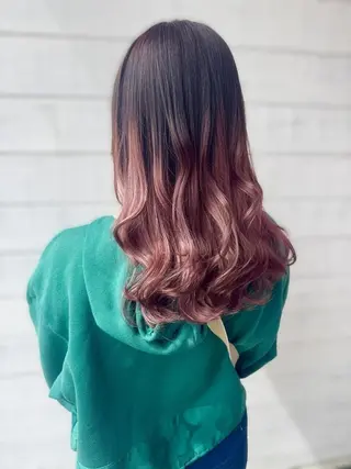 カラー SENA Rimのヘアスタイル