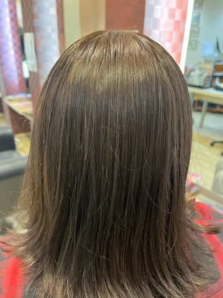 ミディアム カラー 織田 英之のヘアスタイル