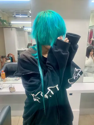 セミロング カラー ヘアアレンジ 個性爆弾💣 ダブルカラー/ゆかのヘアスタイル