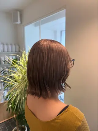 ミディアム カラー たきざわ ひなの/カラーモデルのヘアスタイル