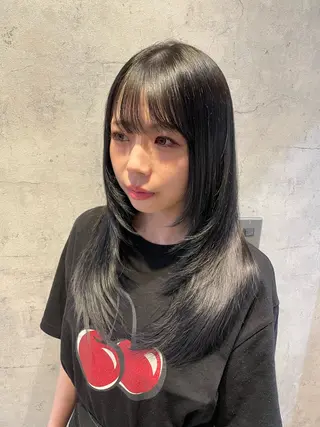 セミロング 山本(末田) 崇子のヘアスタイル