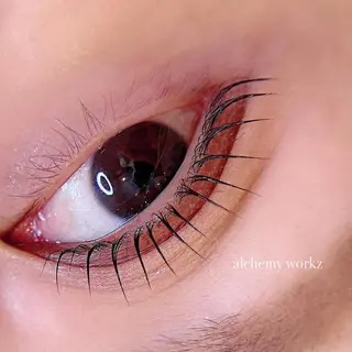 アイブロウ alchemy workzのマツエク・マツパデザイン