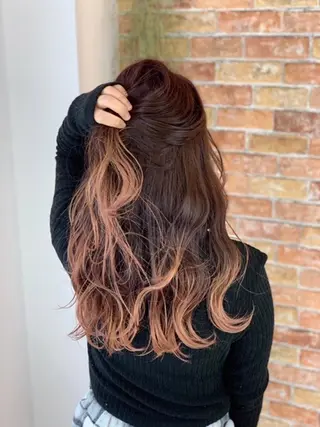 カラー 戸村 世奈のヘアスタイル