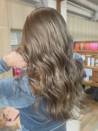ロング カラー SHIN🌿柏美容師 レイヤーボブカラーのヘアスタイル
