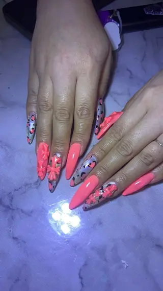 ネイル Garnet nailのネイルデザイン