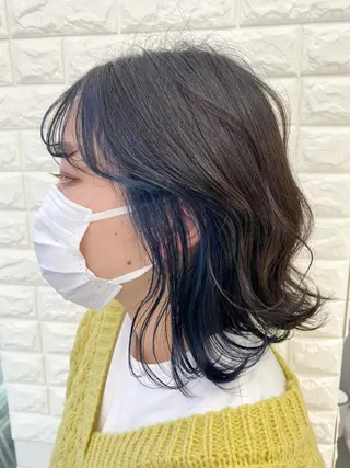 カラー 韓国ヘア レイヤーカットのヘアスタイル