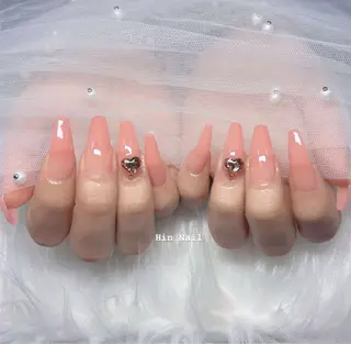ネイル HIN NAILのネイルデザイン