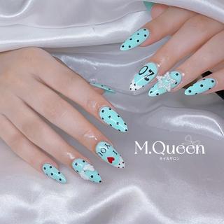 ネイル M.Queenネイル サロン天神今泉店のネイルデザイン