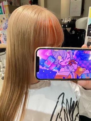 ミディアム カラー インナーカラー 推し ブリーチ  髪質改善のヘアスタイル