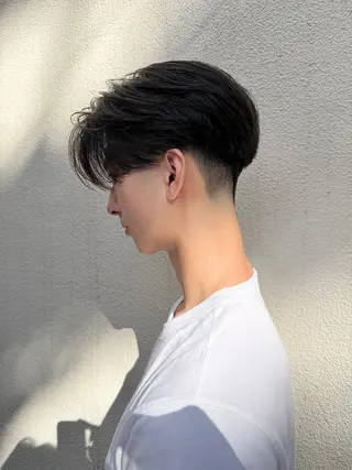 ミディアム パーマ メンズ 💈ニュアンスパーマ センターパート💈のヘアスタイル