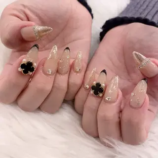 ネイル Tinaネイル 難波のネイルデザイン