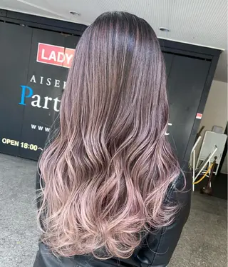 セミロング カラー ブリーチ 透明感HIDEのヘアスタイル