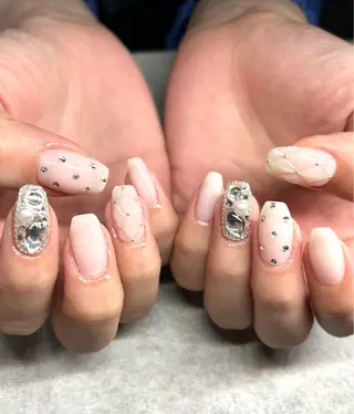 ネイル L' eclatのネイルデザイン