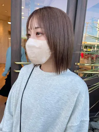 カラー 比嘉 千咲のヘアスタイル