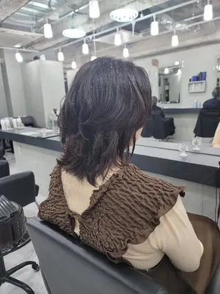 セミロング カラー パーマ ❇️安達 優心❇️ レイヤー/艶髪特化のヘアスタイル