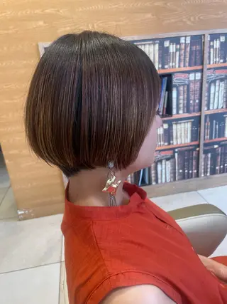 ショート カラー 渡辺 美菜のヘアスタイル