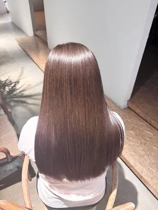カラー maki/千早/透明 感カラーのヘアスタイル