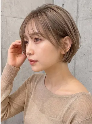 ショート 韓国風🥀透明感 カラー🖤uraraのヘアスタイル