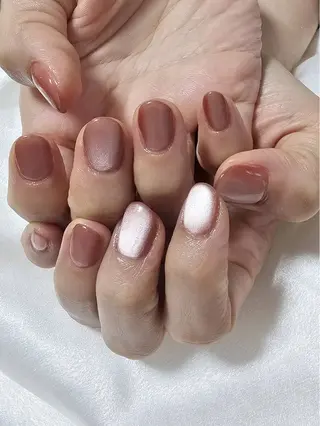 ネイル mogunail &blowのネイルデザイン