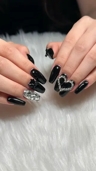 ネイル Ru _Baddiesのネイルデザイン