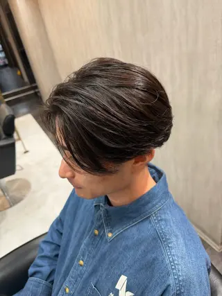 ミディアム パーマ メンズ メンズ縮毛矯正 細谷碧海のヘアスタイル