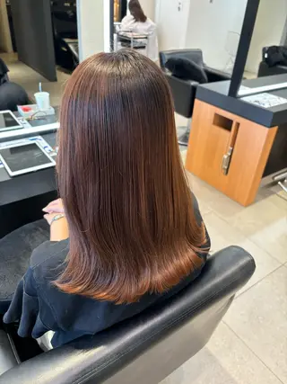 セミロング KAREN(ému) 伏見/カットモデルのヘアスタイル