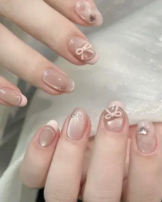 ネイル T. Leeのネイルデザイン