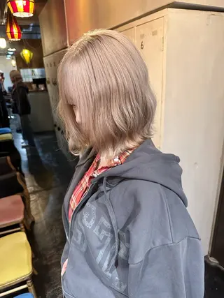 ミディアム カラー カットモデル/カラー rionのヘアスタイル
