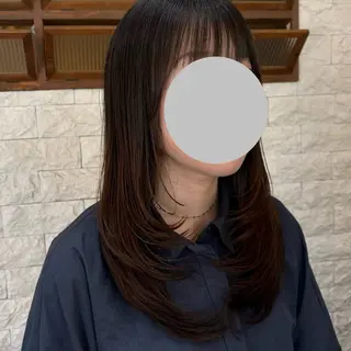 ロング 坂本菜摘 |レイヤーカットのヘアスタイル