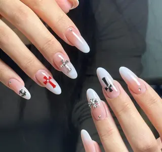 ネイル エリ🫧 nail池袋東口のネイルデザイン