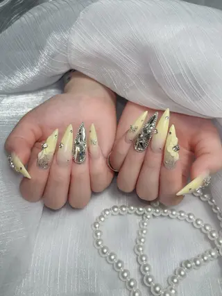 ネイル Lyna 池袋のネイルデザイン